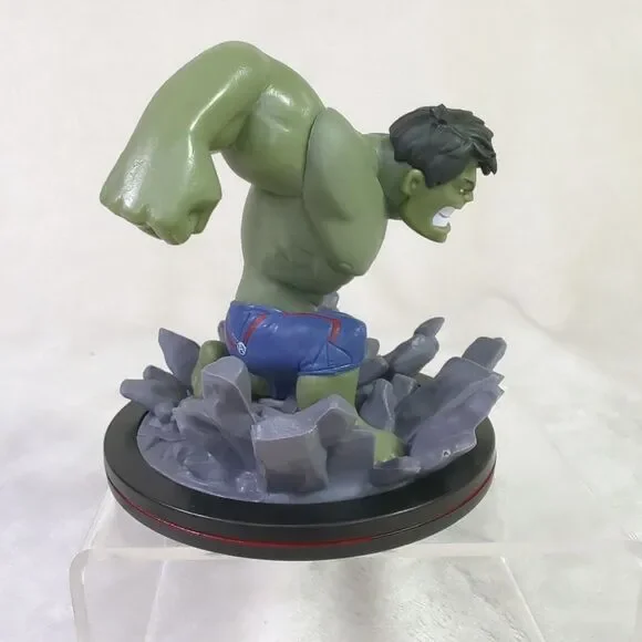 The Hulk Q Fig Marvel Avengers Age Of Ultron Action Figure On Stand 2016 Qmx - Picture 3 of 7